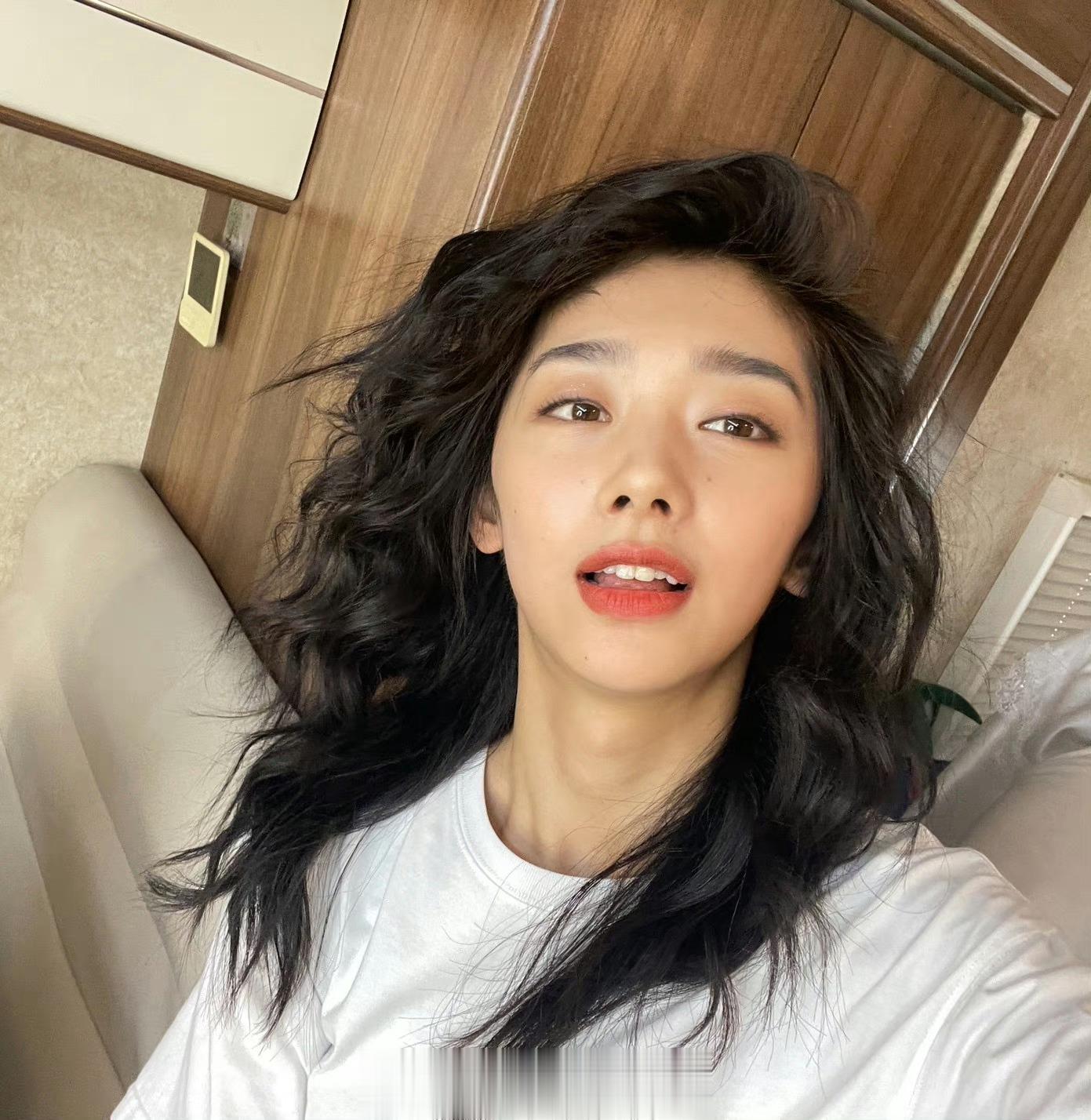 #王影璐冯宝宝太好哭了#真的不知道还会有什么样的实力等着我们。特别喜欢两个人在里