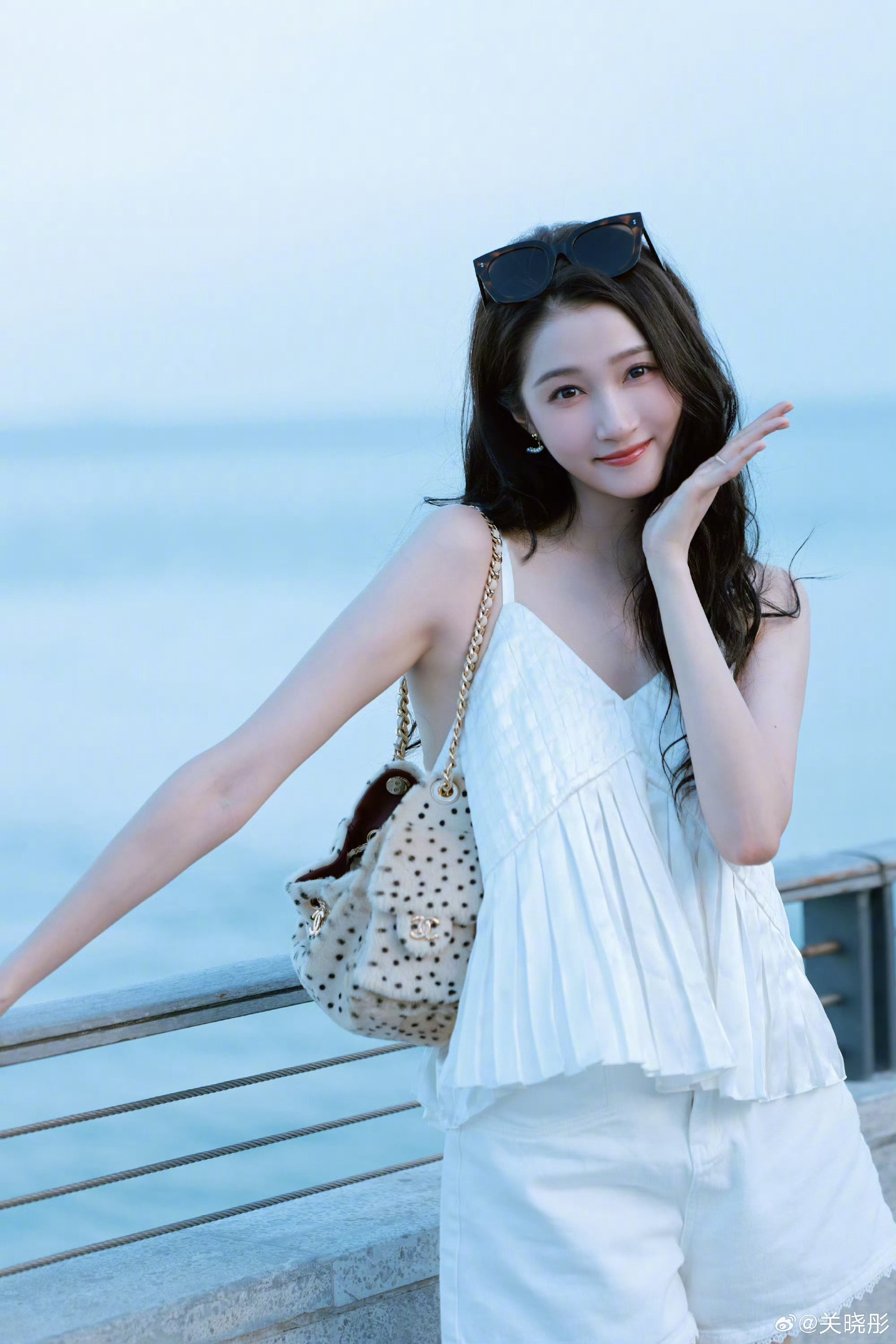 卧槽女神来的 
