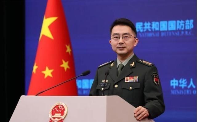 国防部直接把话挑明了，家里有满18岁男青年的，还有小伙子们自己，都得认真听，这事