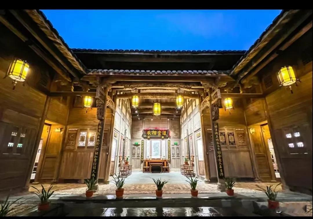 和羹之美，在于合异；上下之益，在能相济——和谐共生的智慧之道
（2025年1月7