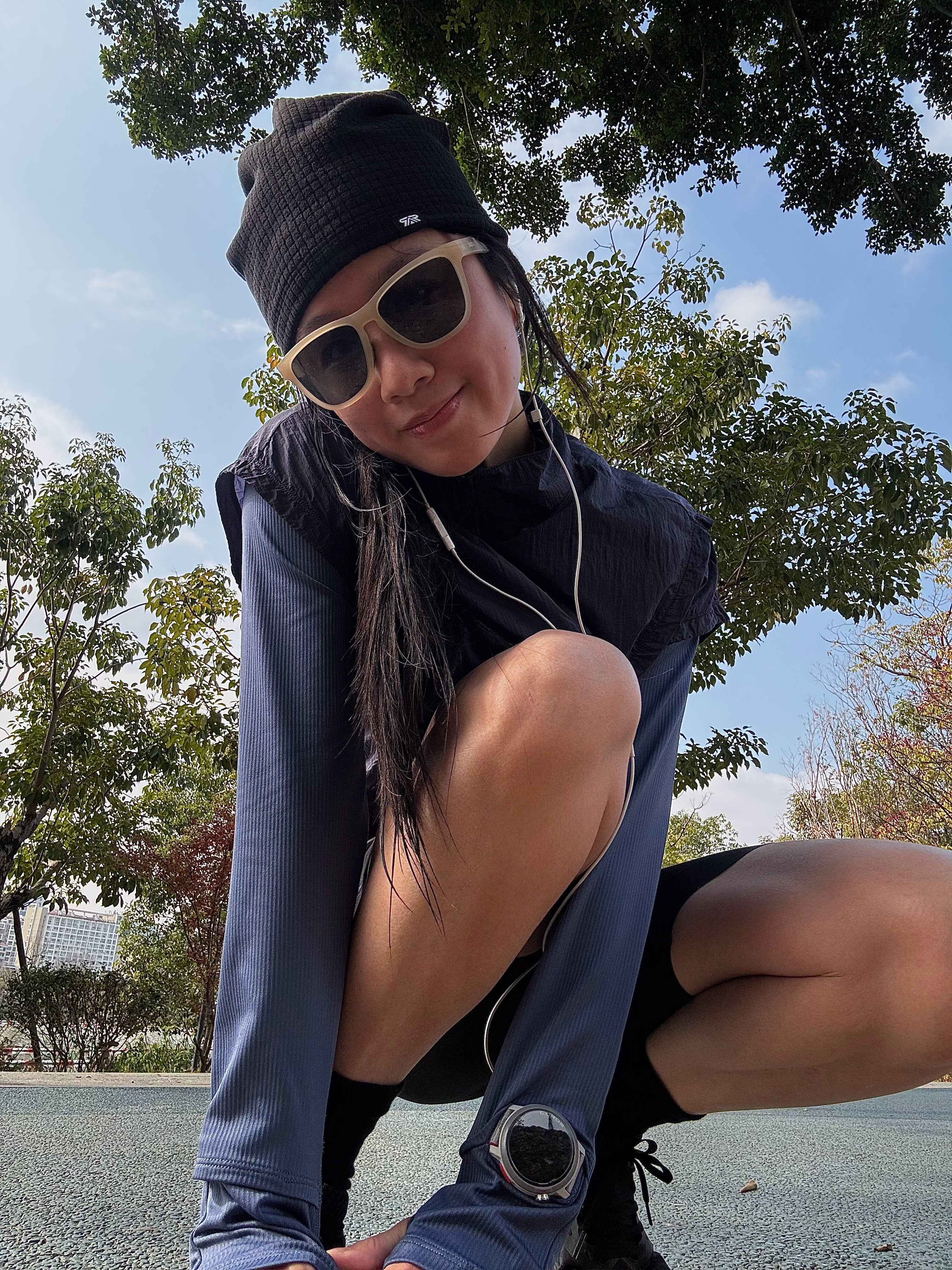 我一想到早起学了英语，就感到幸福，我一想到吃了健康的早餐，就感到幸福，我一想到外