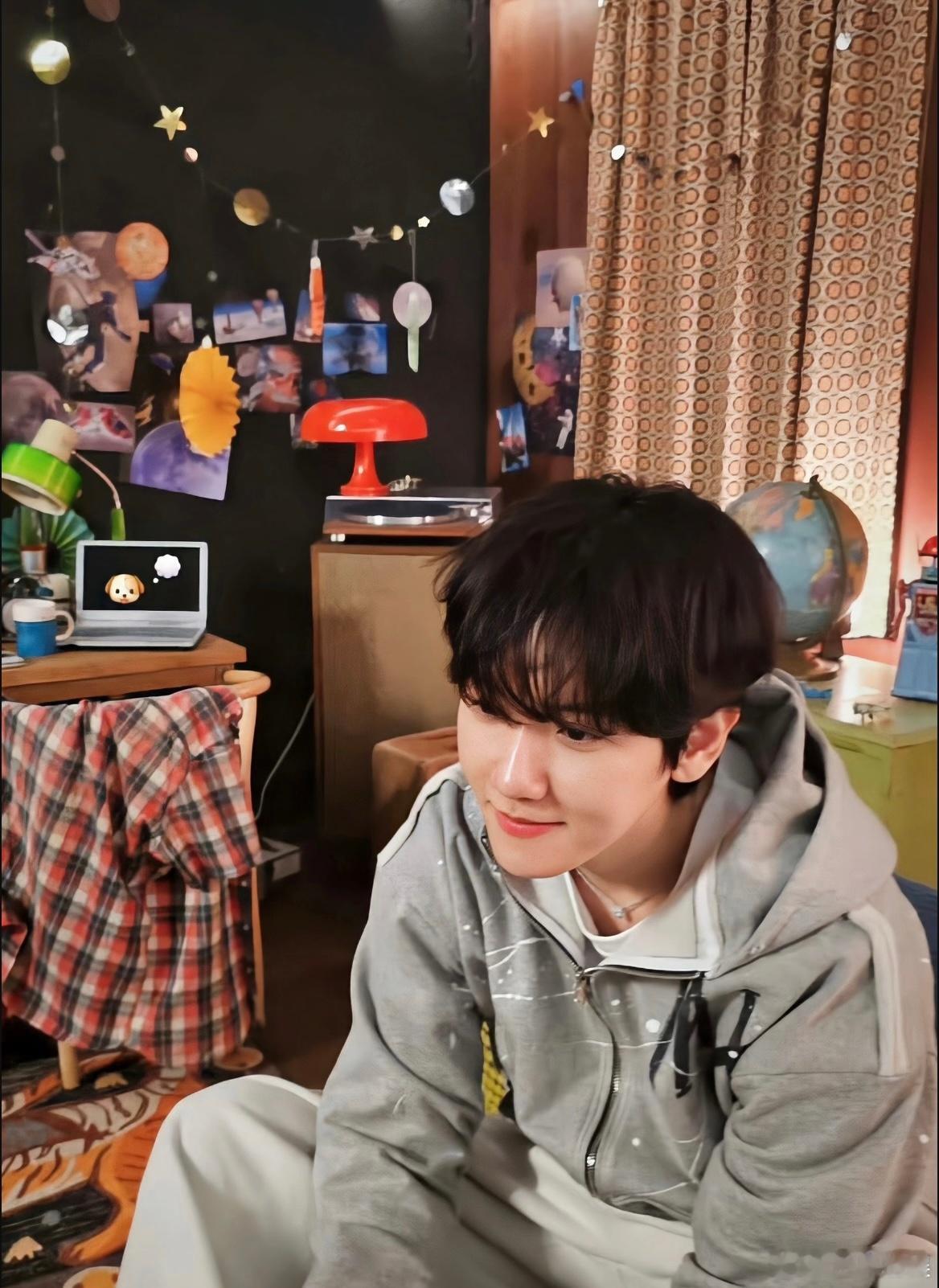 边伯贤喵娲娲cha复仇摇嘿嘿从边伯贤嘴里说出来的中文总是格外动听更不要说被哥哥教