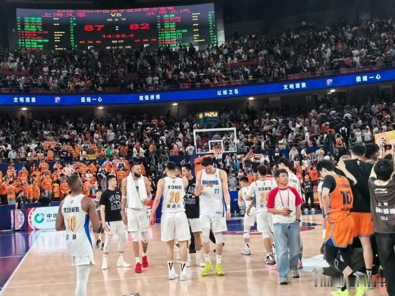 北汽客负上海，先丢一局…北汽客场5分惜败上海总比分0：1落后，杰曼又一次证明了他