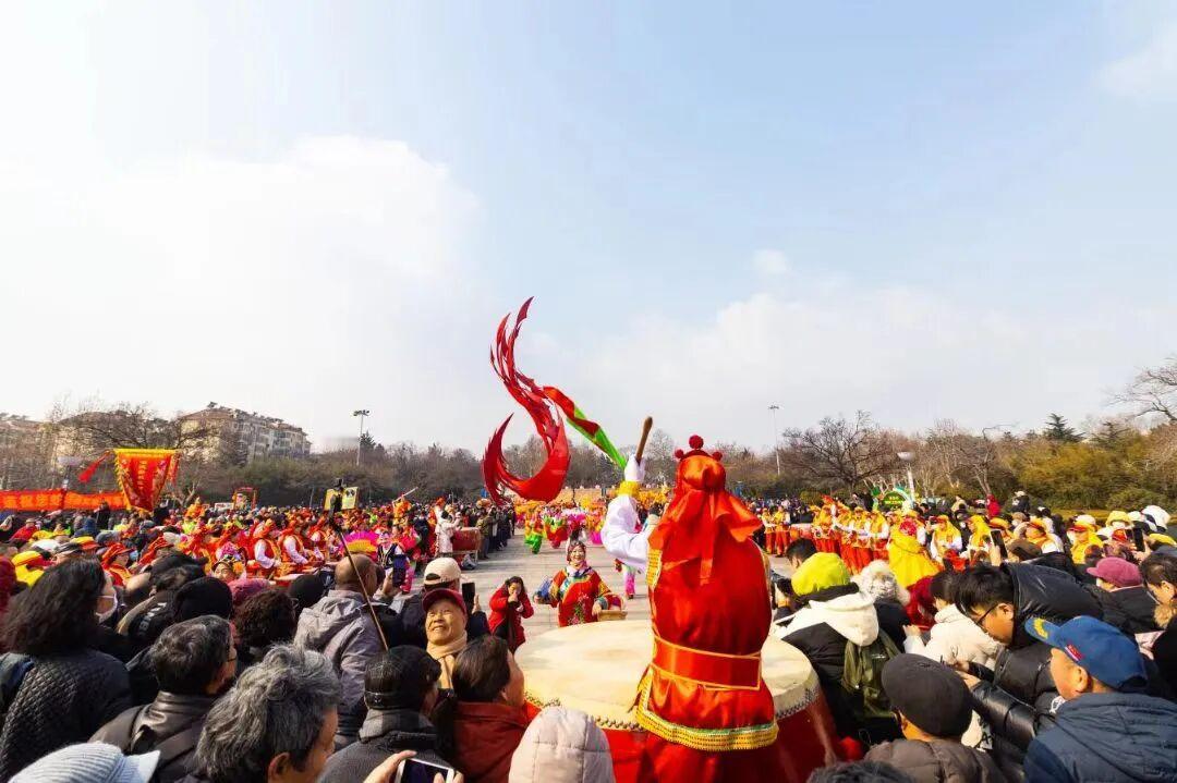 3月1日（正月十三），第三十二届青岛市“李沧之春”民俗展演活动将在李沧区夏庄路1