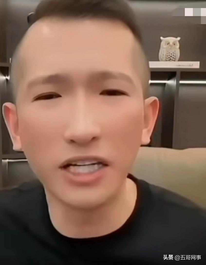 狗磊挑理二驴没邀请自己！人家给我20万我自己也在讲啊，我上大学回来他给我随礼20