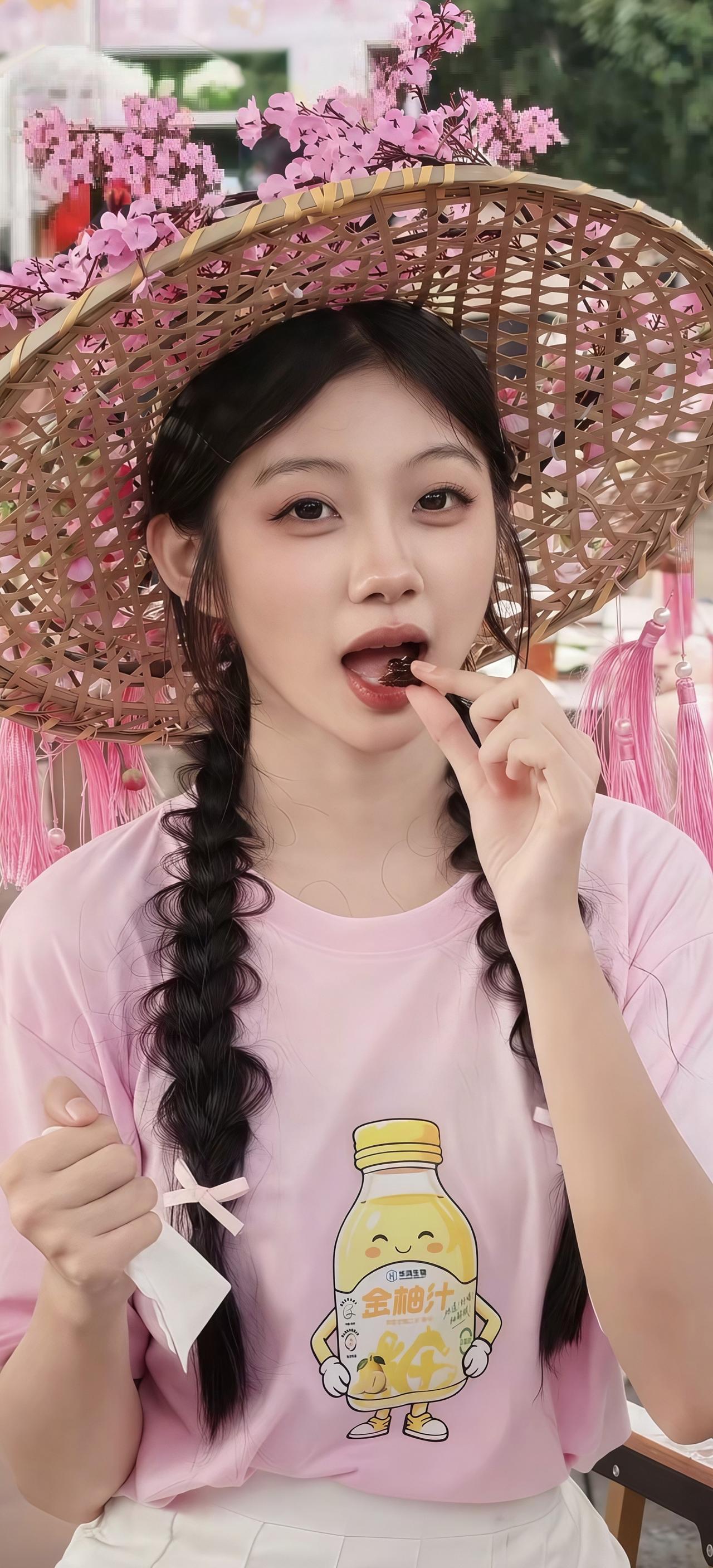 梅州拉拉队C位女孩靓照赏析高清美女 颜值