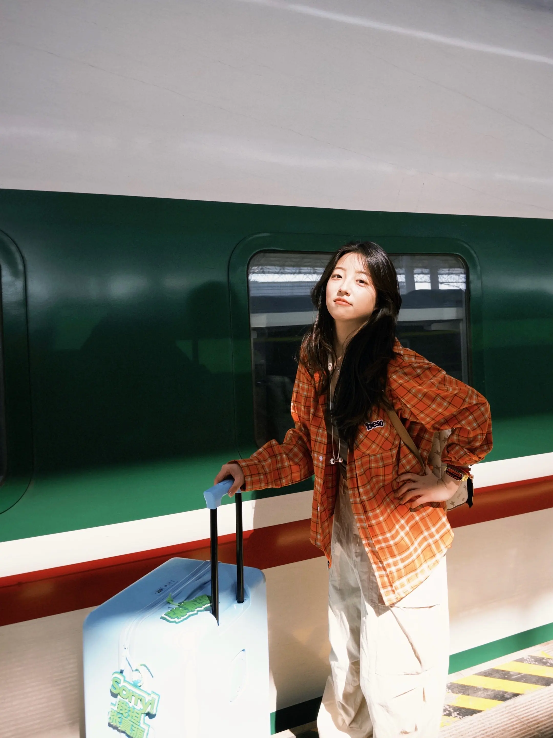 怎么还没出火车站就出片了🚂。