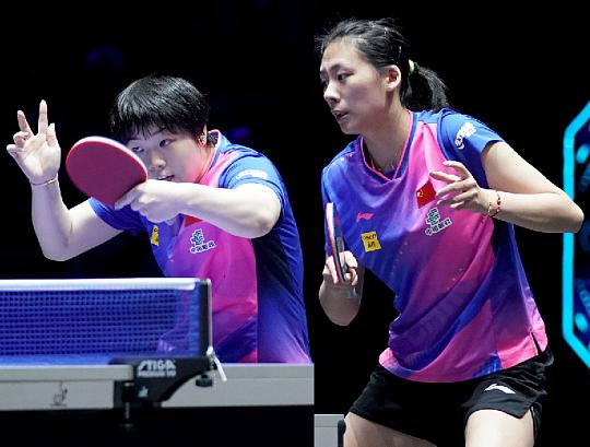 WTT新加坡大满贯2月25日国乒双打赛程
12:00  蒯曼/陈熠VS金娜英/柳