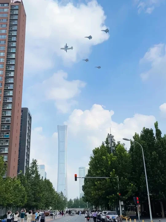 伟大祖国繁荣昌盛❗️人民必胜