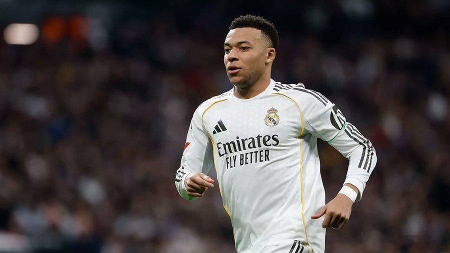 多家媒体：姆巴佩预计国家德比前复出，参加对阵巴萨的比赛皇马官方消息，姆巴佩左腿半