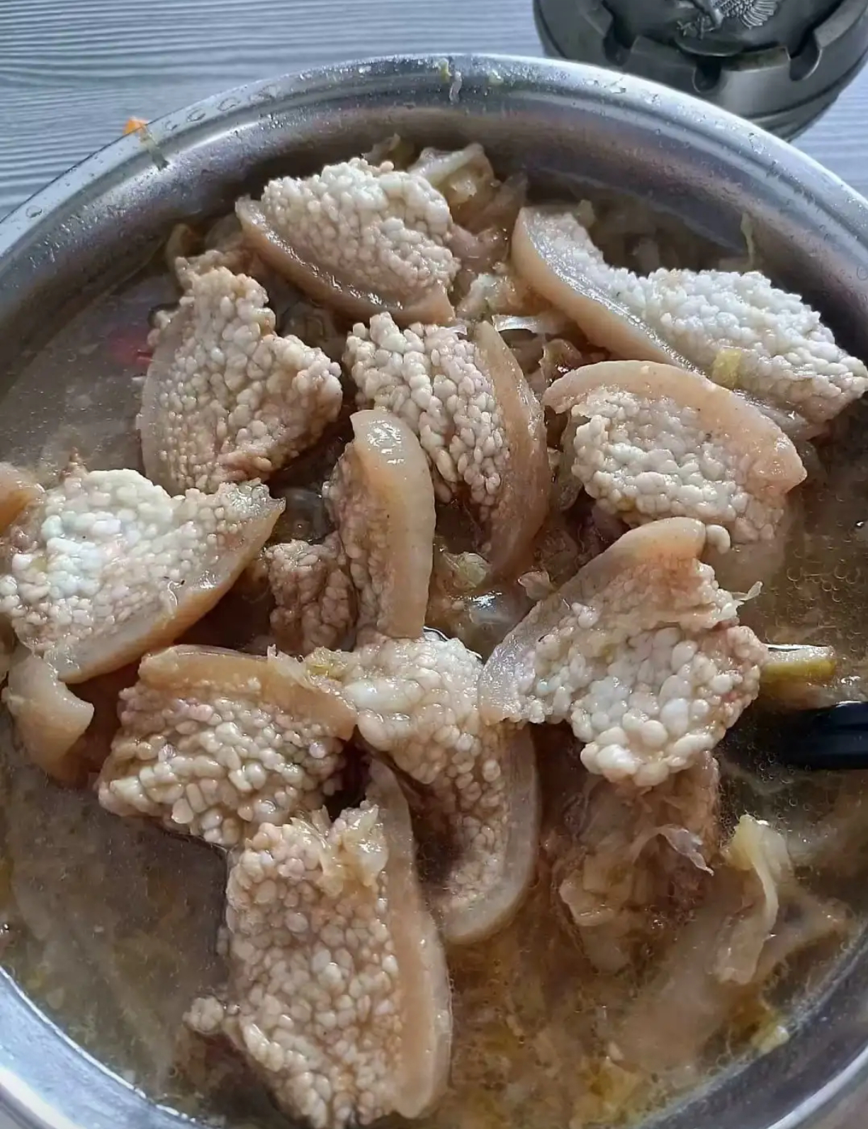 爷爷给我做了一盘子菜，我感动死了😭 ​​​