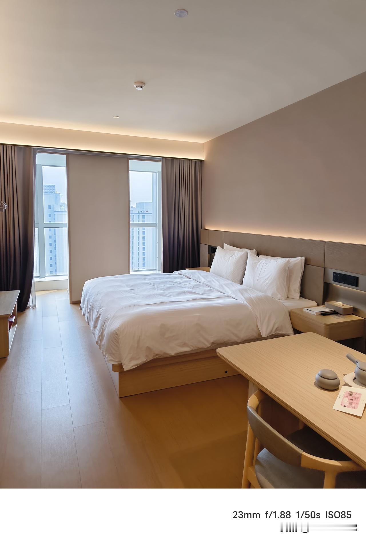 有些事情你没有经历，没有身处其中，是很难感同身受的。牢牢记住，那些真正对你好的人