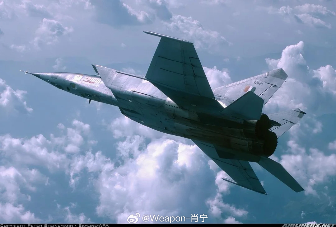 烽火问鼎计划 每天认识一件兵器 印度空军的米格-25RB（侦察/轰炸型，北约代号