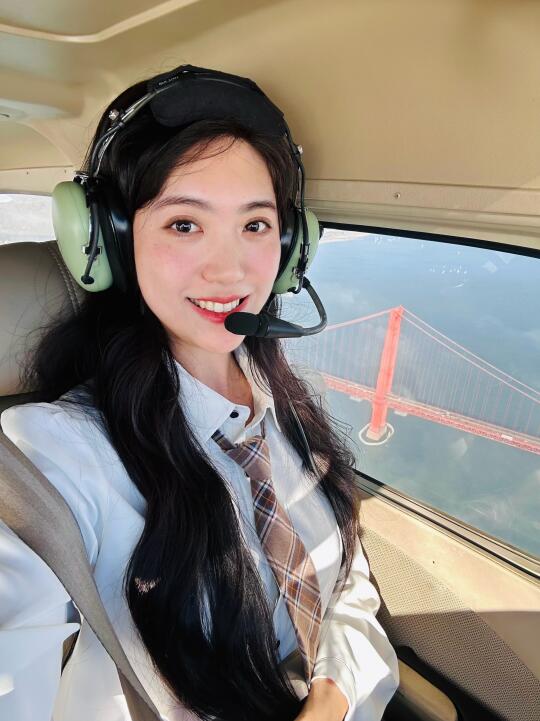 第一次开飞机✈️收获人生新体验！