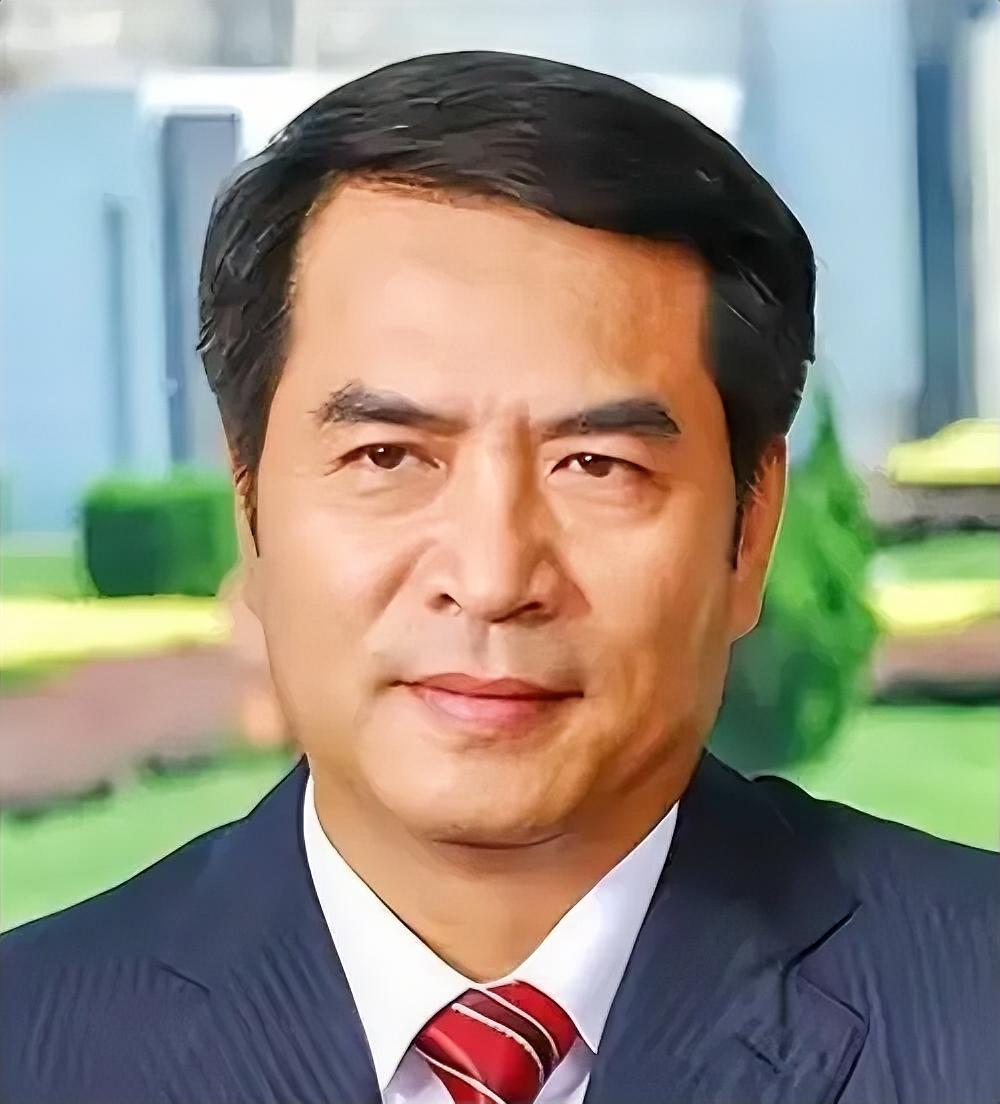 恕我直言
廖京生这个行为
真的让我看不下去了，因为
他真是有情有义的男人
过去有