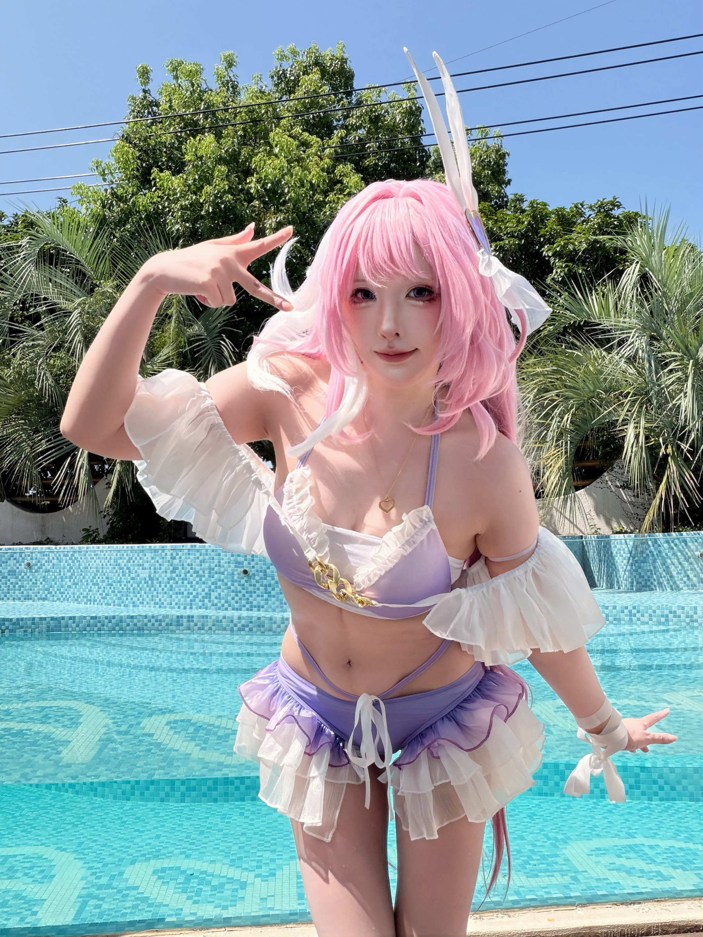 崩坏3官方[超话]  爱莉爱莉希雅崩坏3cos ​​​