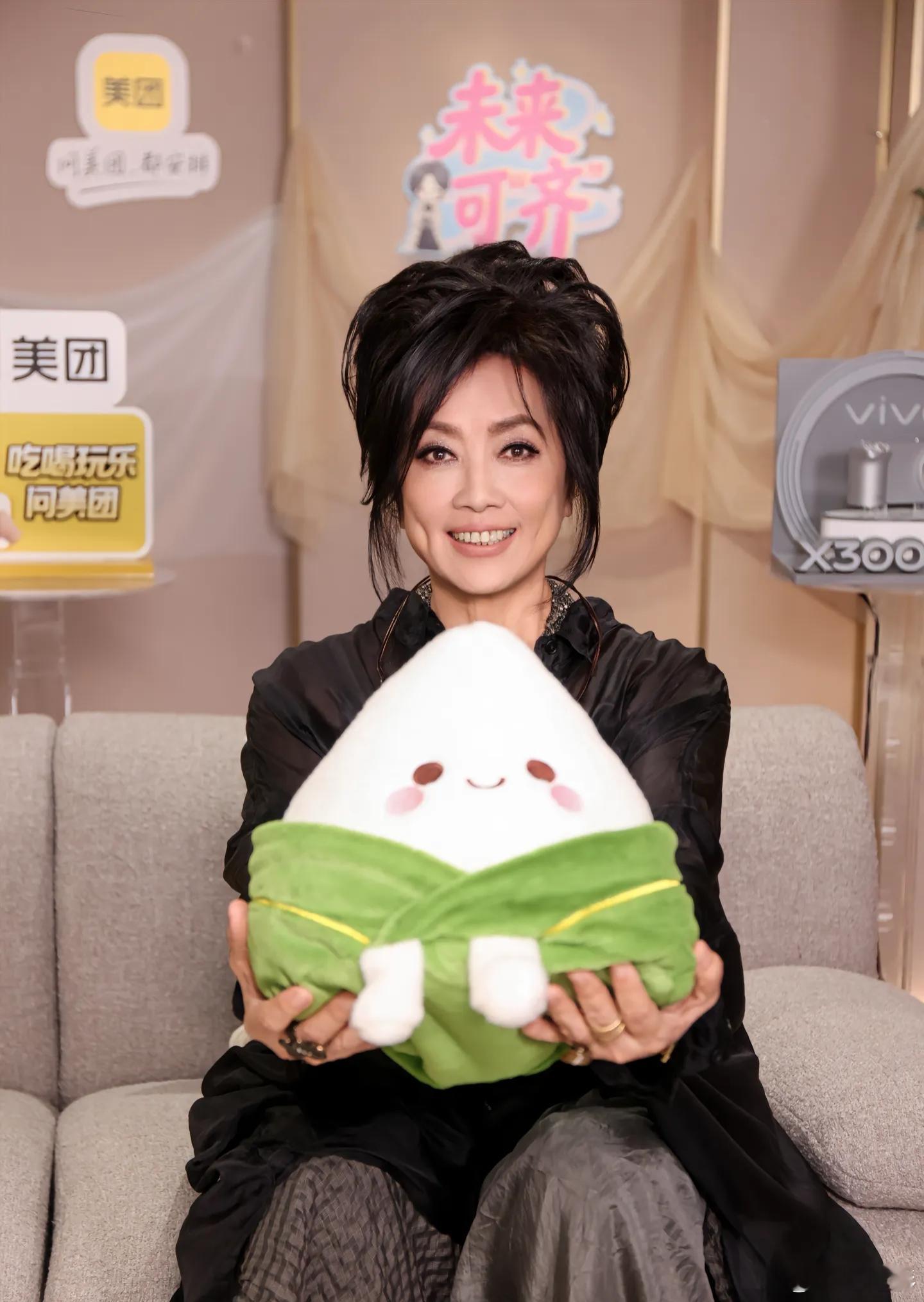 毛阿敏歌手帮唱齐豫毛阿敏歌手总决赛帮唱齐豫惊喜帮唱阵容揭晓，毛阿敏携手齐豫登上歌