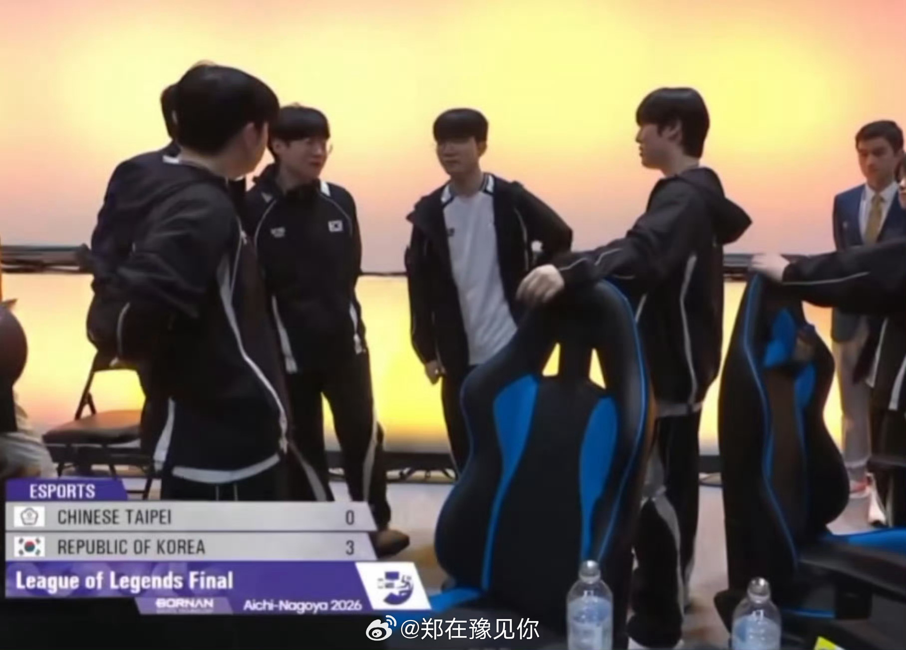 lol中国台北队银牌韩国队3-0横扫中国台北队，Faker、Zeus、Keria