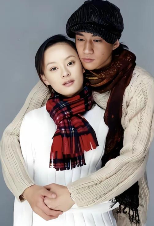 2003年，孙俪是何润东年轻时求而未得的白月光！俩人虽然没有成为恋人，但成了一生
