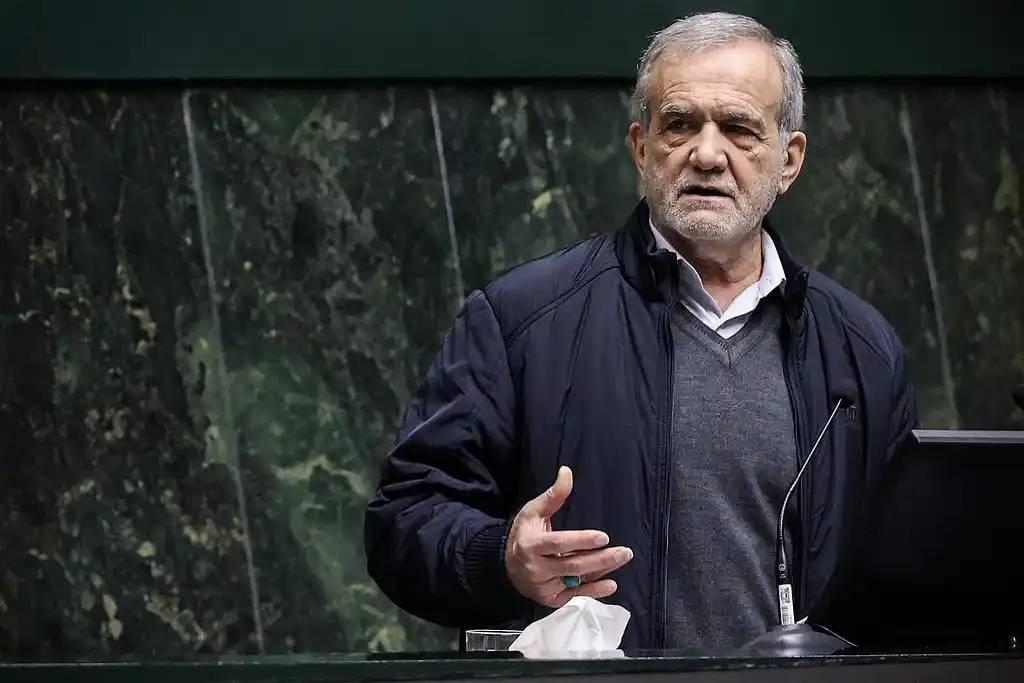 美国人听到命令，急撤伊朗，就要见证历史了！
突然，美国要求公民紧急撤离伊朗，中东