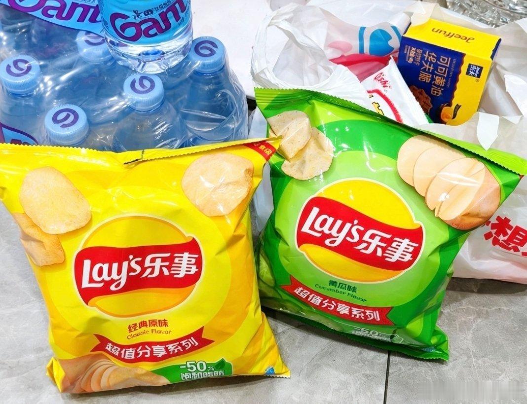 可否有人愿意和小女子共度今夜✌🏻 