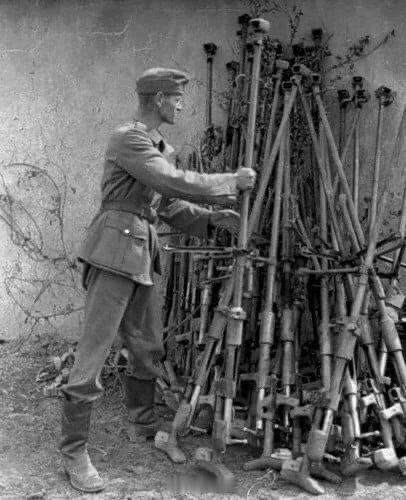 1942年哈尔科夫战役中被德爷缴获的ptrd ​​​