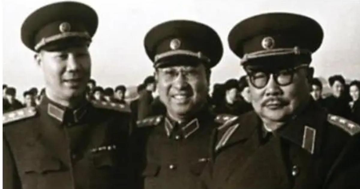 陈赓大将，真是牛！1925年东征救过蒋介石，后来加入我党，抗日战场上带386旅打