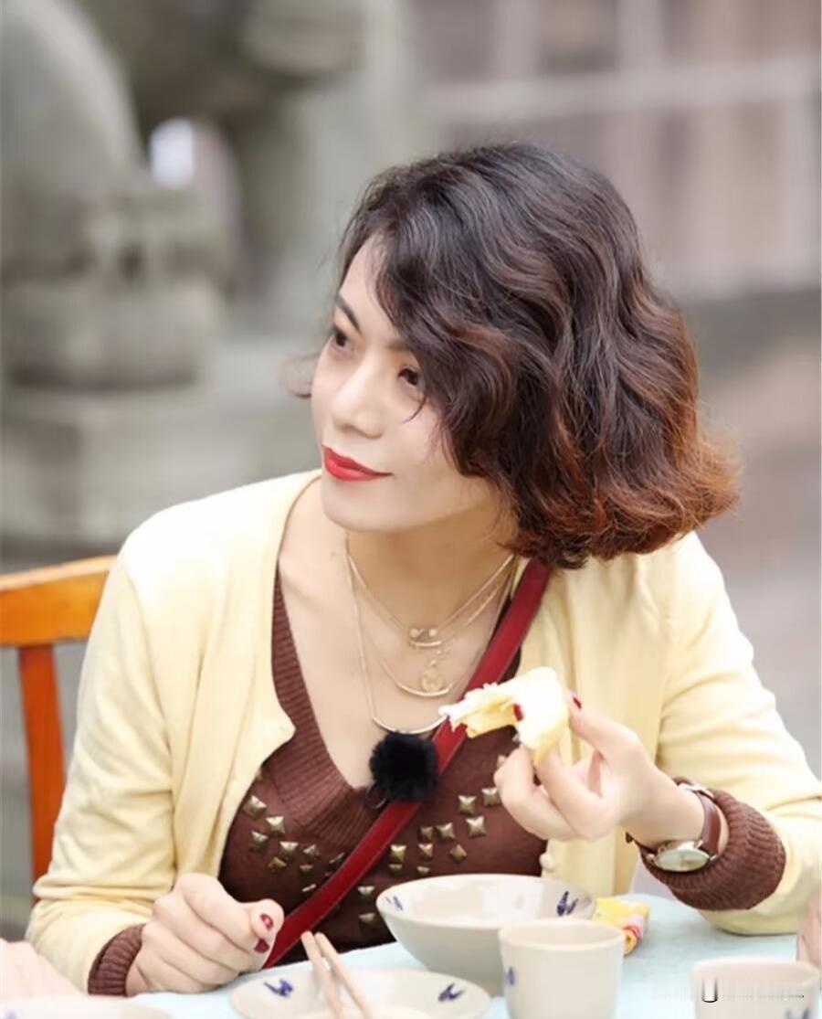 陈果提醒戳心 男女相处久了会怎样 别再拿纯友谊当挡箭牌

陈果有个观点，扎人，男