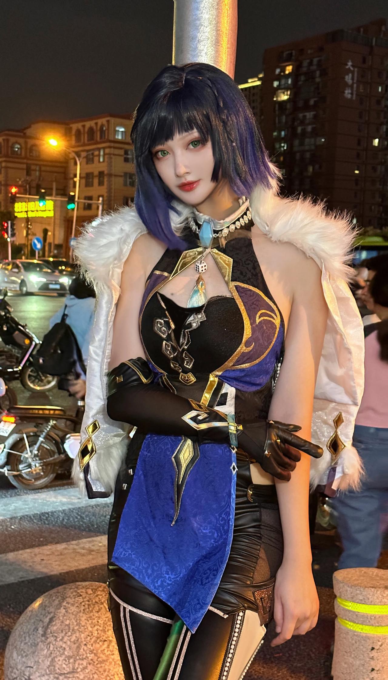 夜兰真香，无论赶路还是增伤，都是一流的。更令人欣慰的是，她还让人翘班上网!  