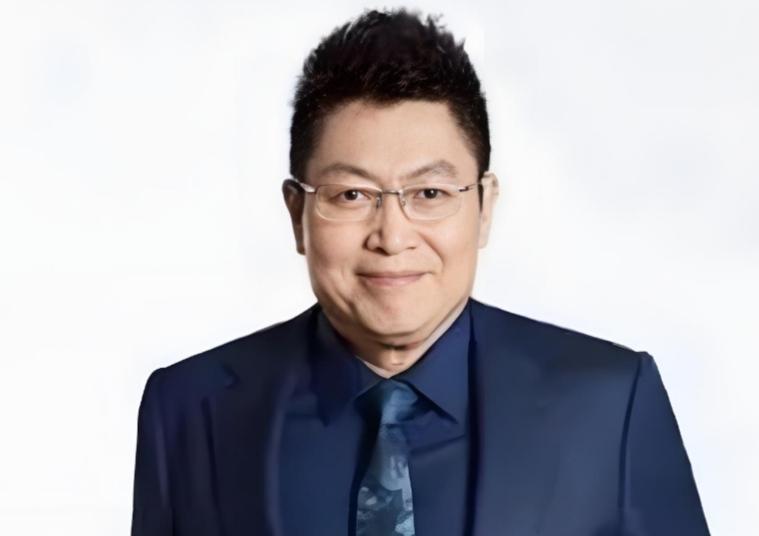 离婚后选择净身出户的9位男明星
 
1. 薛之谦
2015年和高磊鑫离婚，上海房