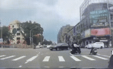 炮弹飞车，一键三连