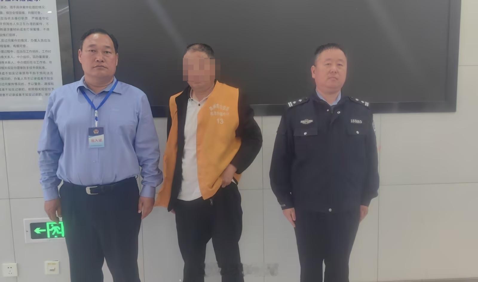 【禹州一男子在抖音散布不实信息被查处 】5月2日，网安部门在网络巡查工作中，发现