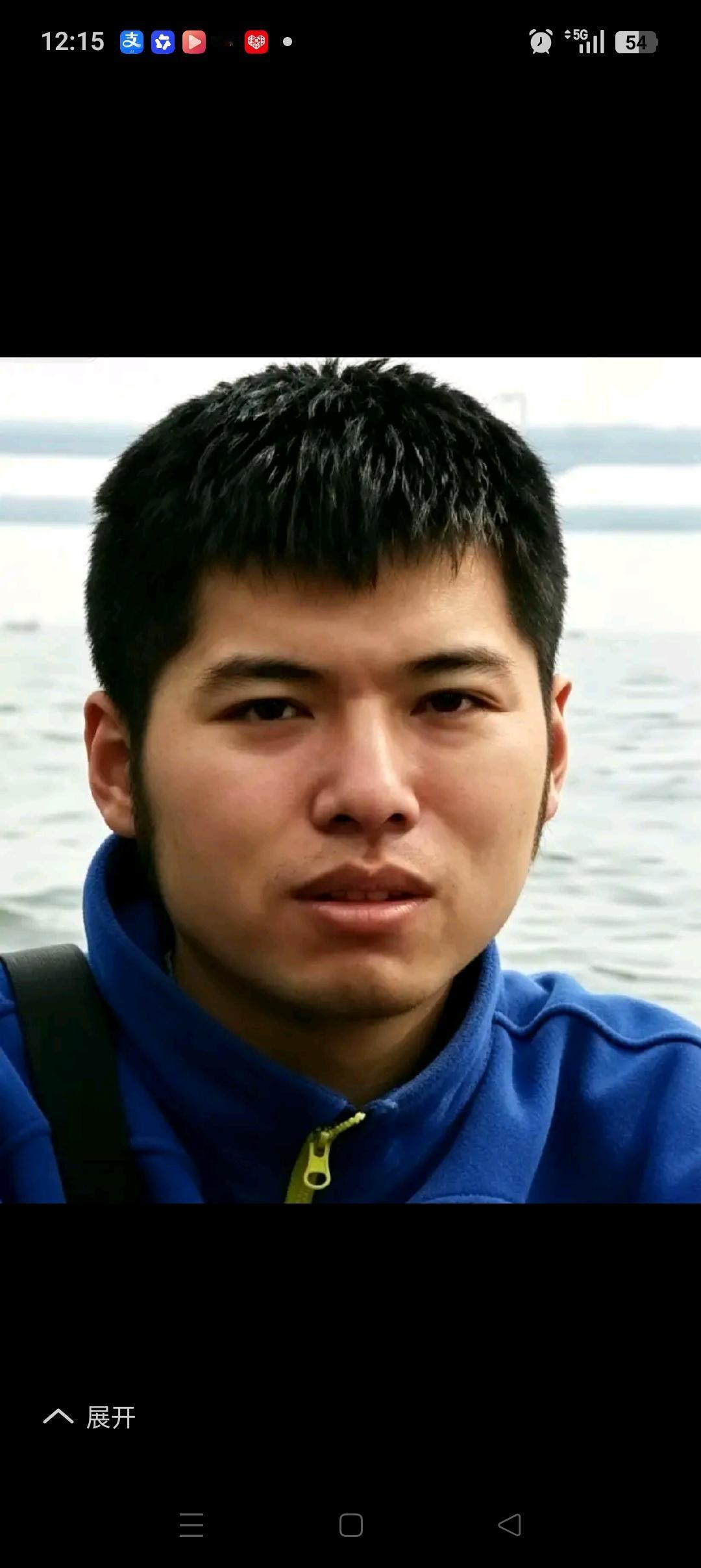 牛来导演信雨萌，激动的一夜没睡着。
心中的这团火永远不会熄灭。
本来10天才70