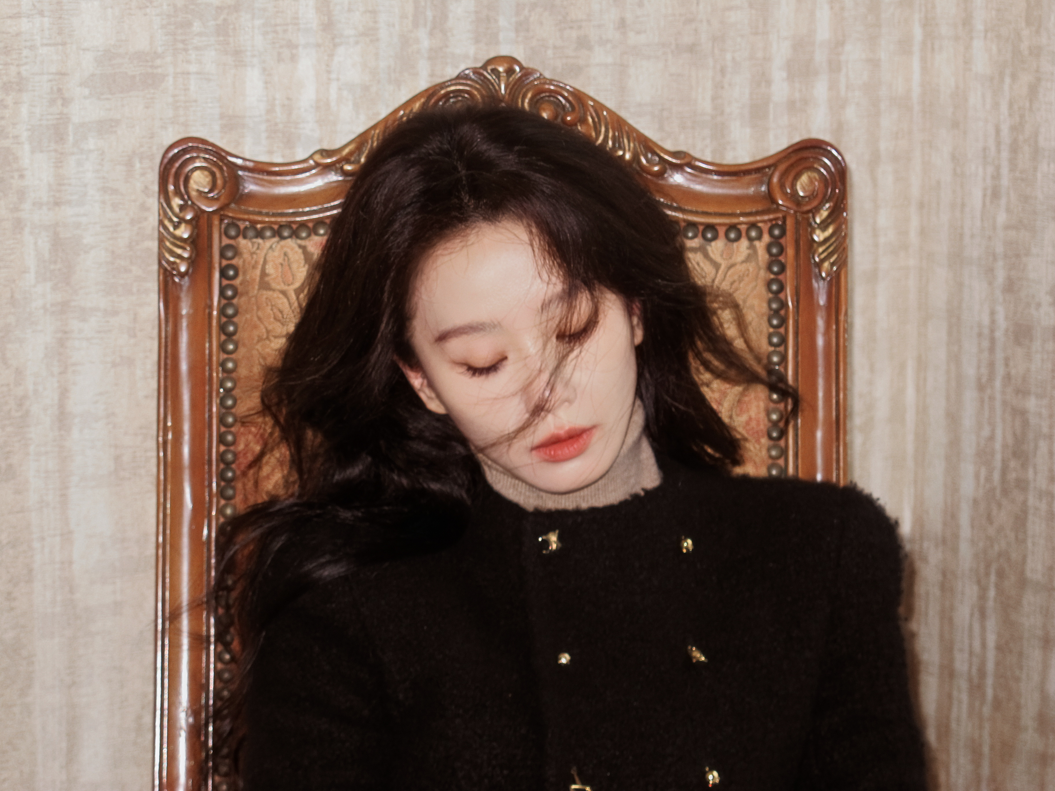   开闸！放库存～纷扰之中守定本心，不疾不徐，用专注稳固纷繁世界。