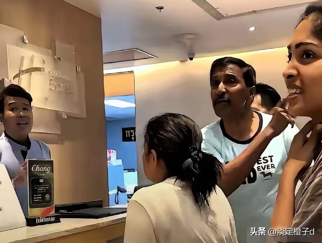 印度人在中国消费拒付：“地球属印度”成神逻辑
 
印度人在中国多地消费拒付款，搬