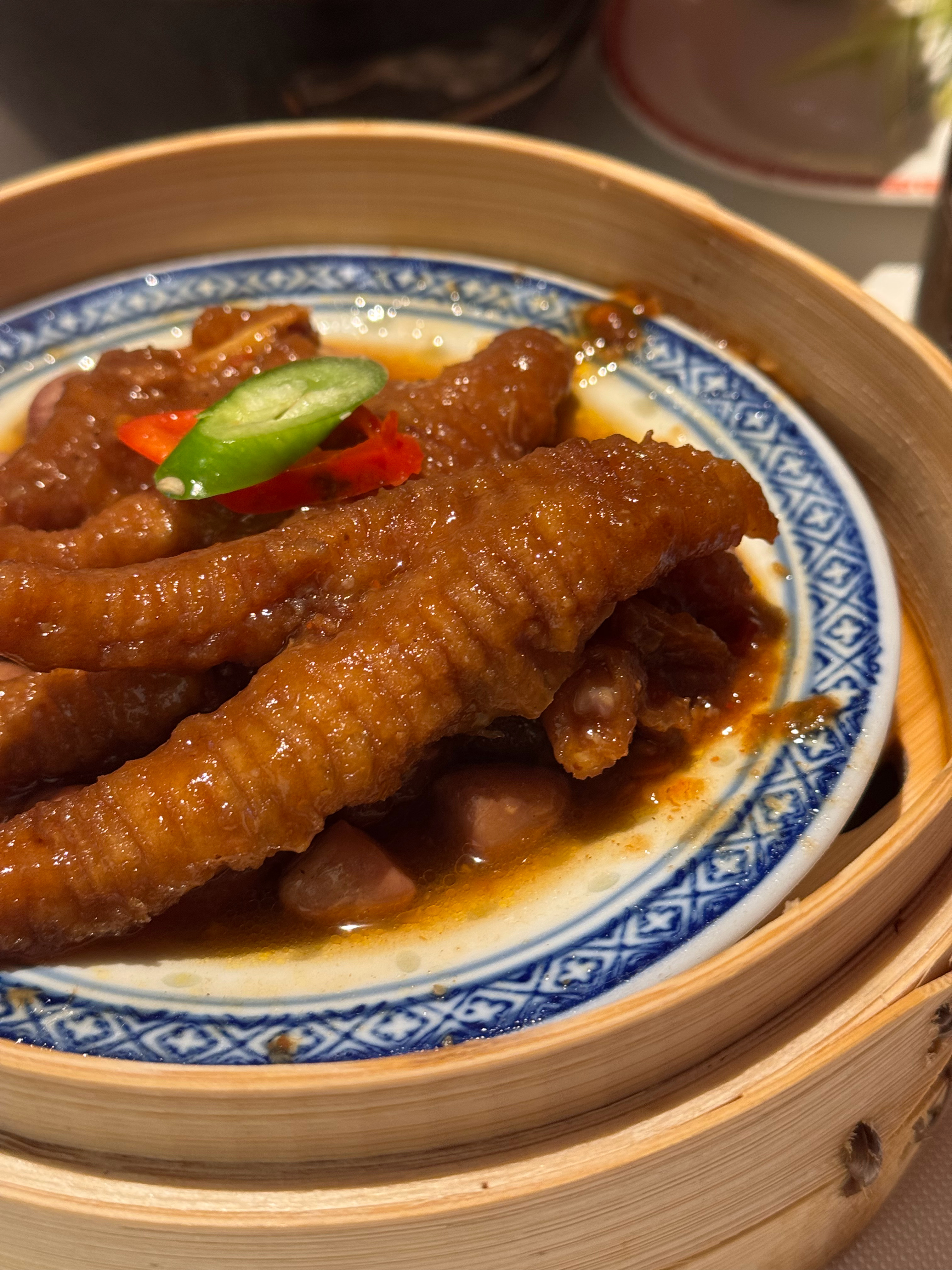 每天最重要的三件事：把饭吃好把觉睡好把身体练好 