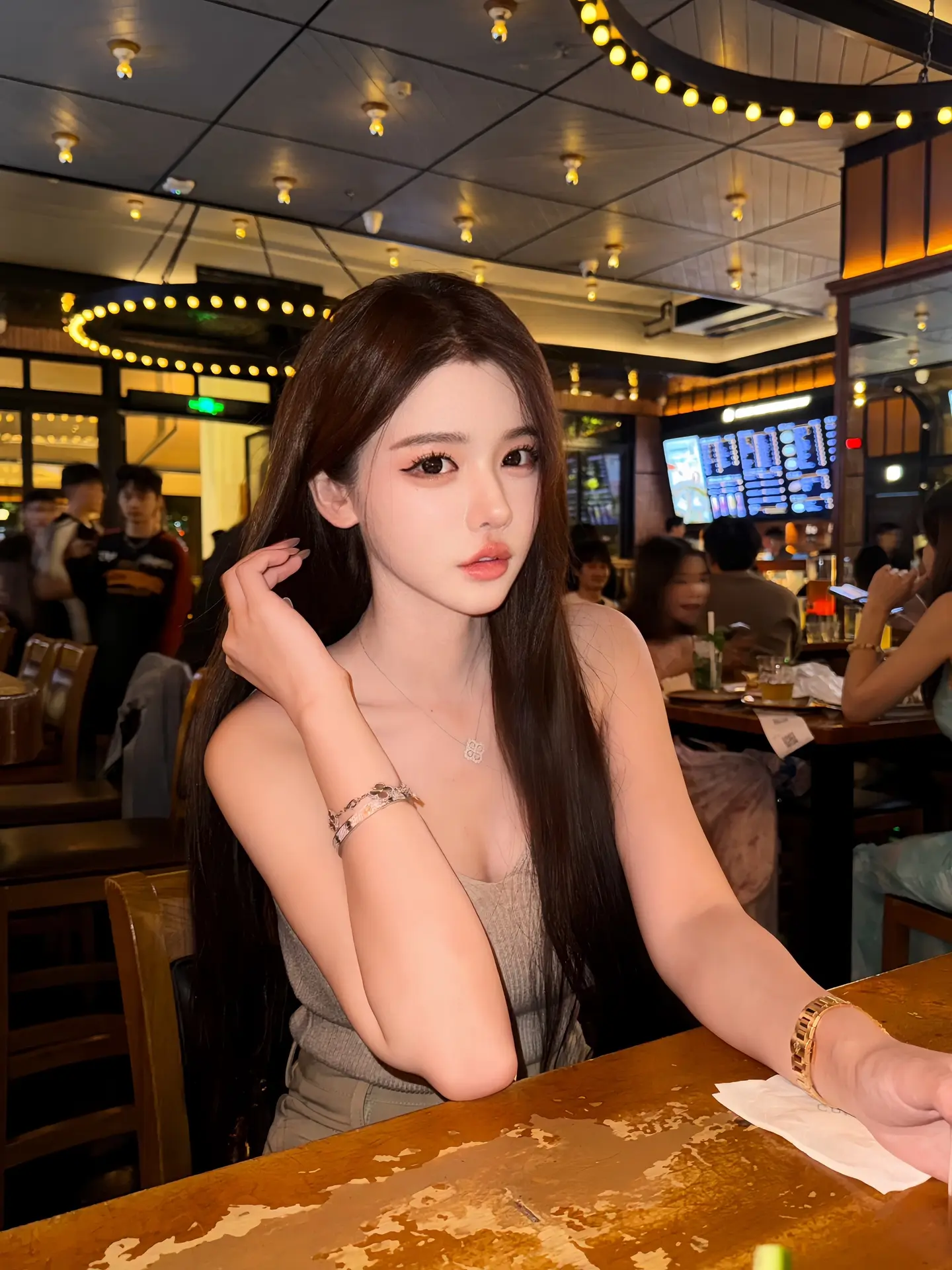 我无法把她想的太坏 因为她就是想要爱