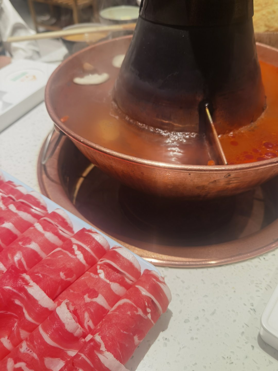 本来想着下雪吃火锅，结果没下雪，那么就吃火锅吧