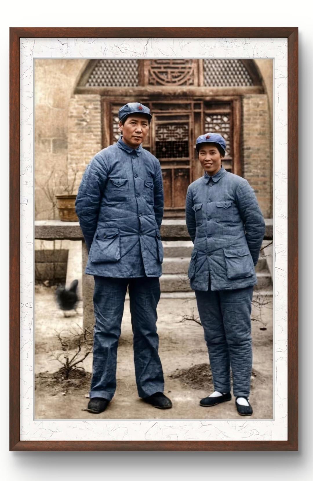 这是一张上色修复后的高清照片。
1937年春天，毛主席和贺子珍在延安合影。
二人