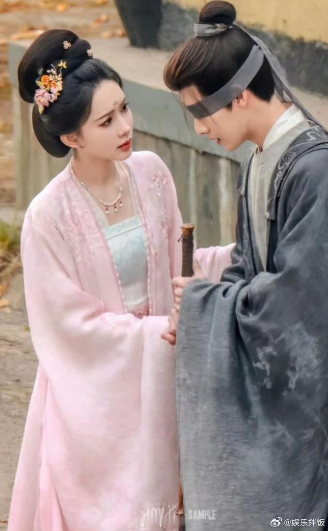 李昀锐连孟子义名字都不提cpf不要急，他俩后续有尚公主，热度不错的话说不定还要三