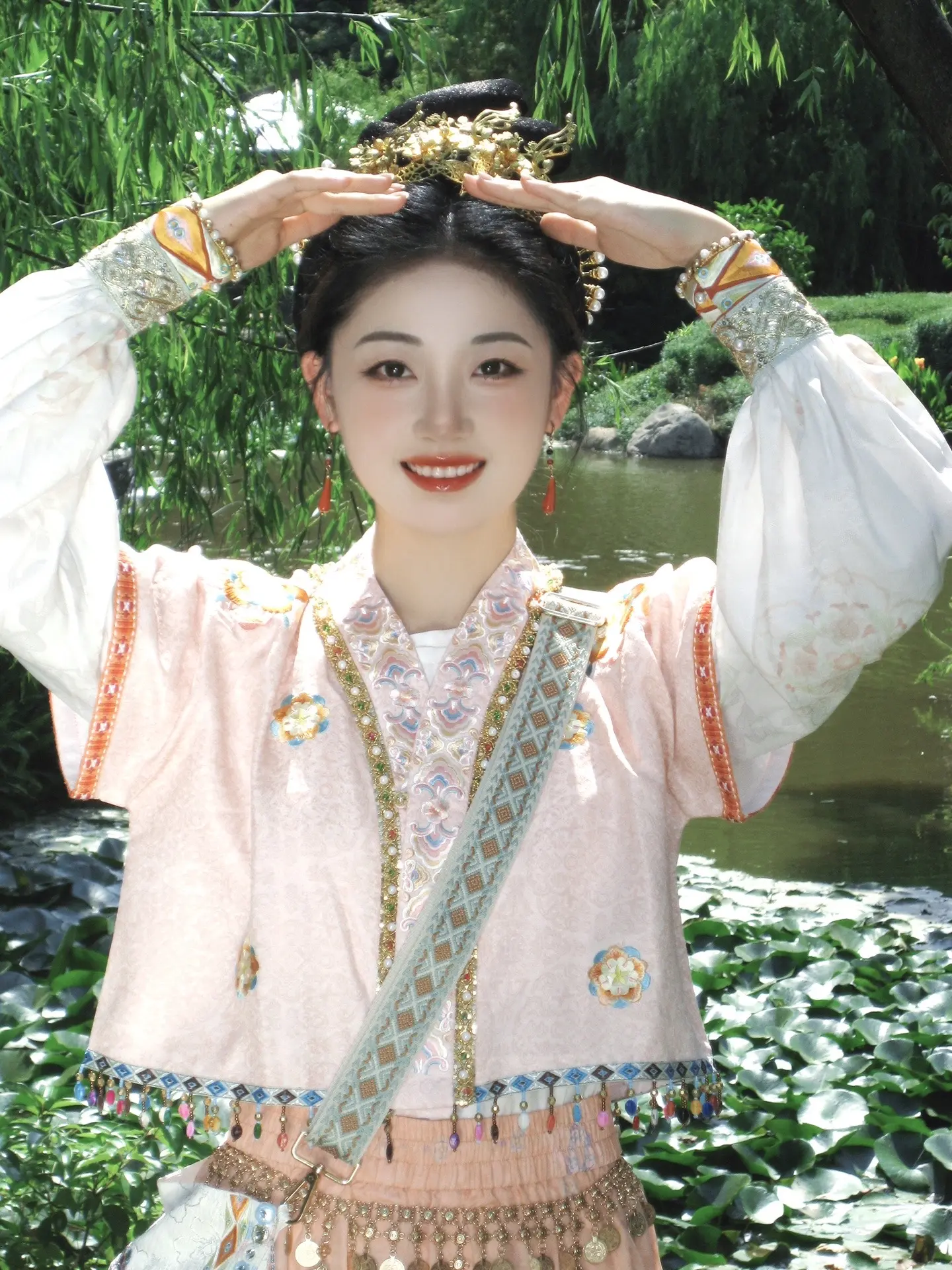 旧时王谢堂前燕，飞入寻常百姓家。