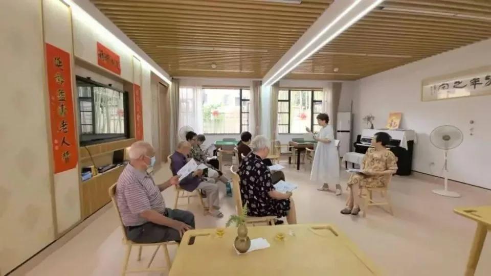 全国首个跨境养老服务标准落地横琴，琴澳长者享同品质服务
 
横琴粤澳深度合作区出