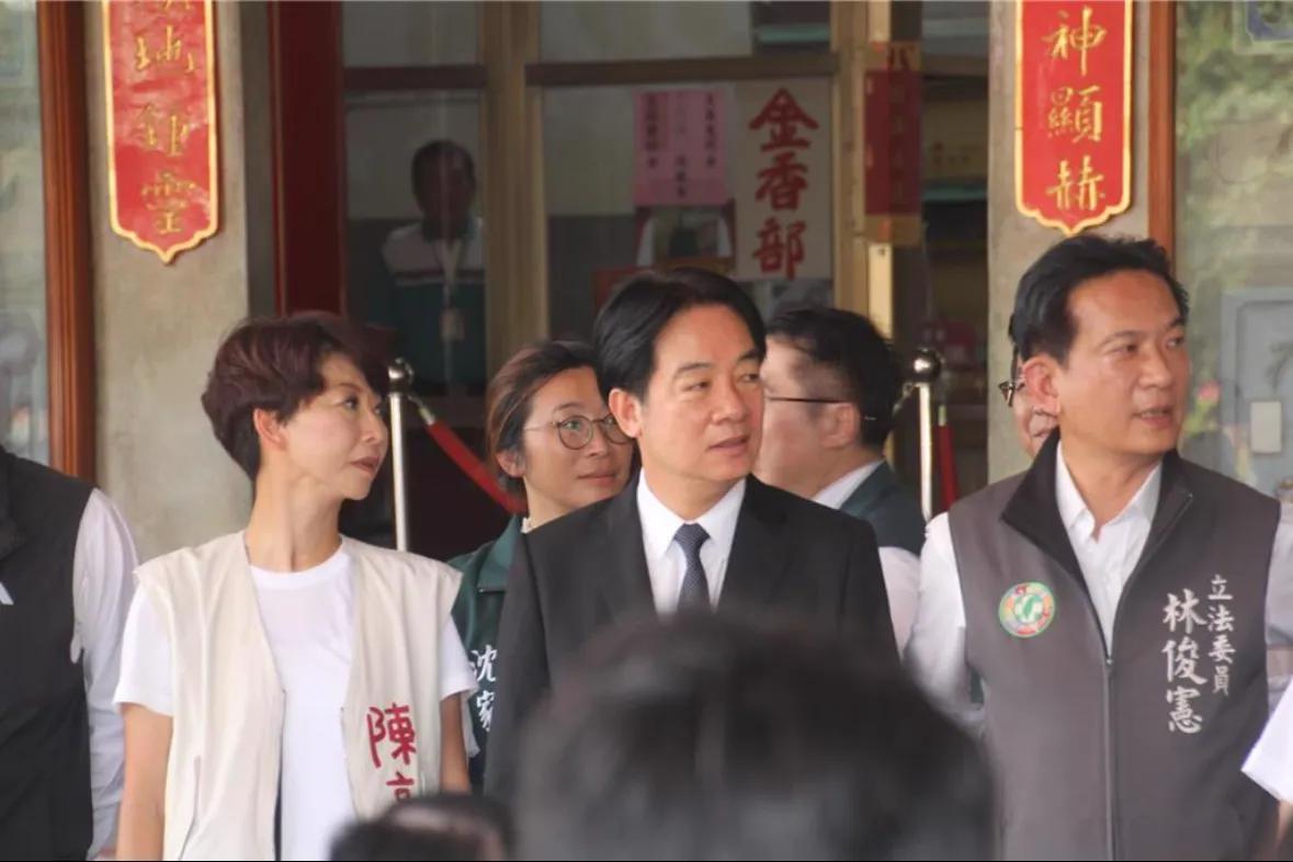 老赖正式对陈亭妃出手！
众所周知，老赖希望新潮流系的林俊宪参选台南市长，不过，林