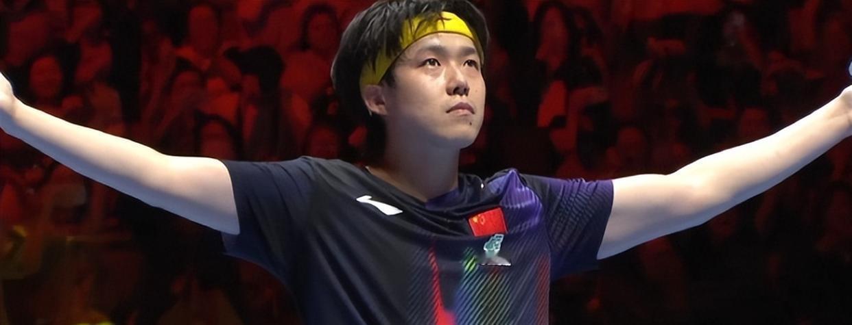 王楚钦的优秀，就该被全世界看见。
从澳门赛场的沸腾，到国际乒联的盛赞，再到全网的