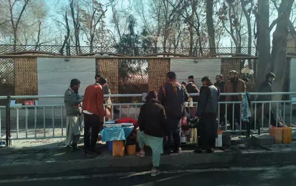 阿富汗人抱怨說，歐美給很多錢，而中國連人家零頭都沒有。還支援他們，怪不得國內農民