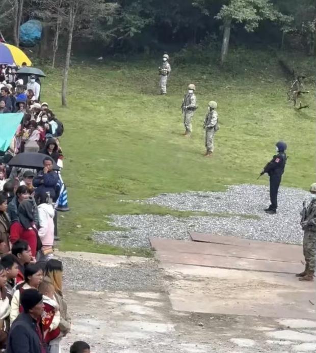 缅甸难民问题再度成为舆论焦点，不少人对难民寄予同情，认为应对这些无家可归的人伸出