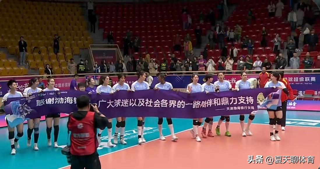 谁能想到天津女排整个赛季打下来，竟然是刘美君最稳定！180身高的刘美君，去接一传