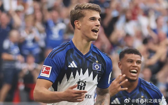 利物浦已在内部开始讨论将卢卡·武什科维奇（19岁）作为科纳特离队后的备选方案。该