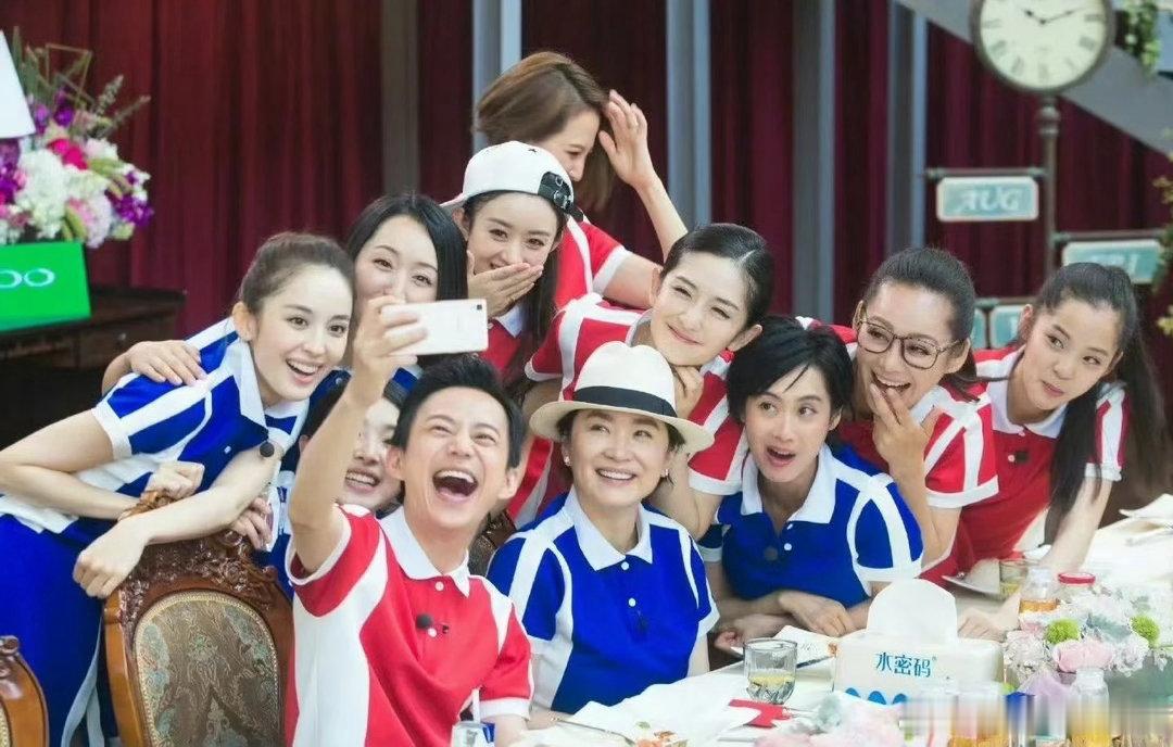 2027芒果好芒2027芒果招商会来啦！好多精彩剧集、综艺、以及熟悉的面孔，不得