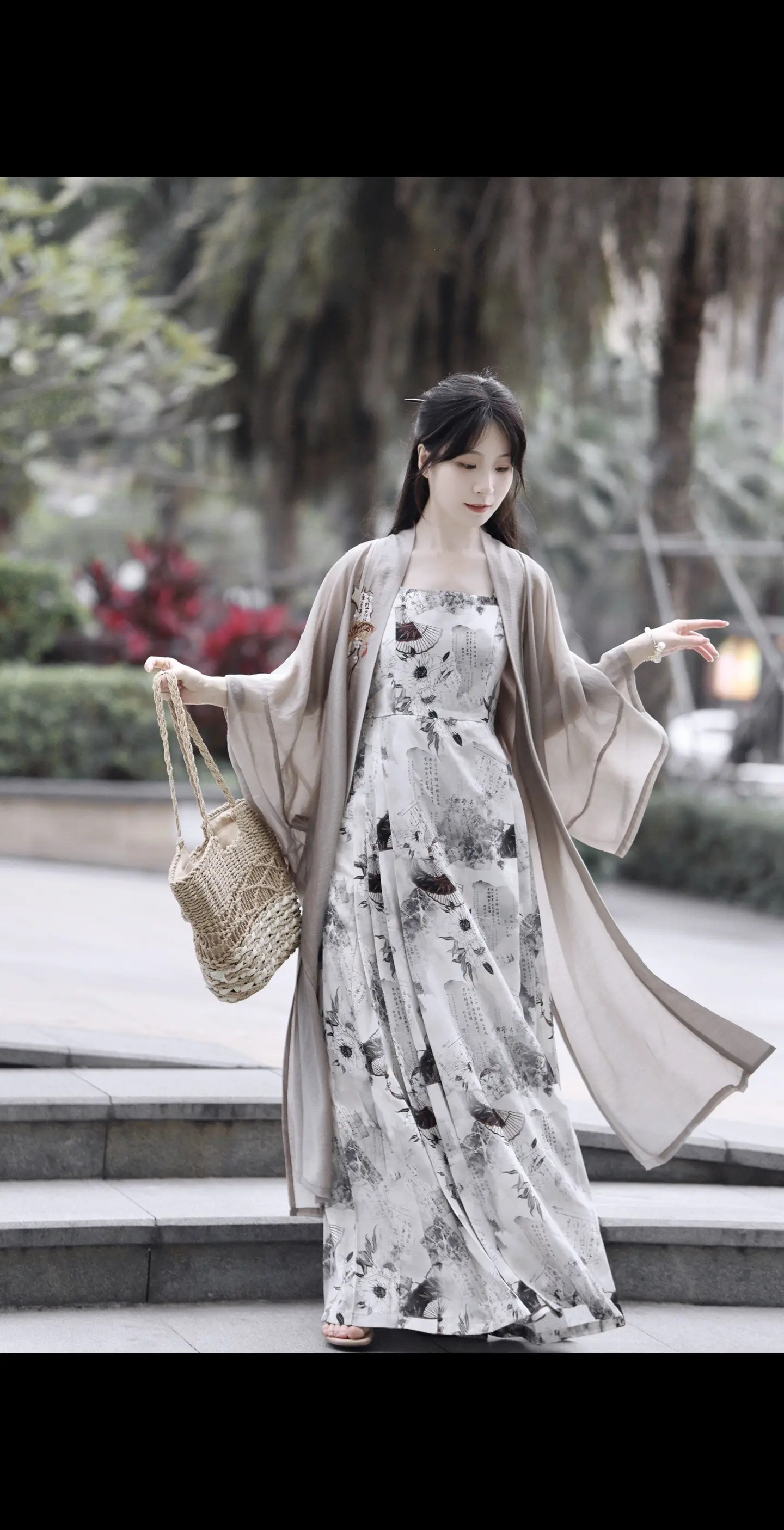 小织你不要太会了！居然做有大口袋的清冷禅意国风小裙子诶，是会拿捏我的～拿到手我就知道这是我衣柜里该有的衣服
